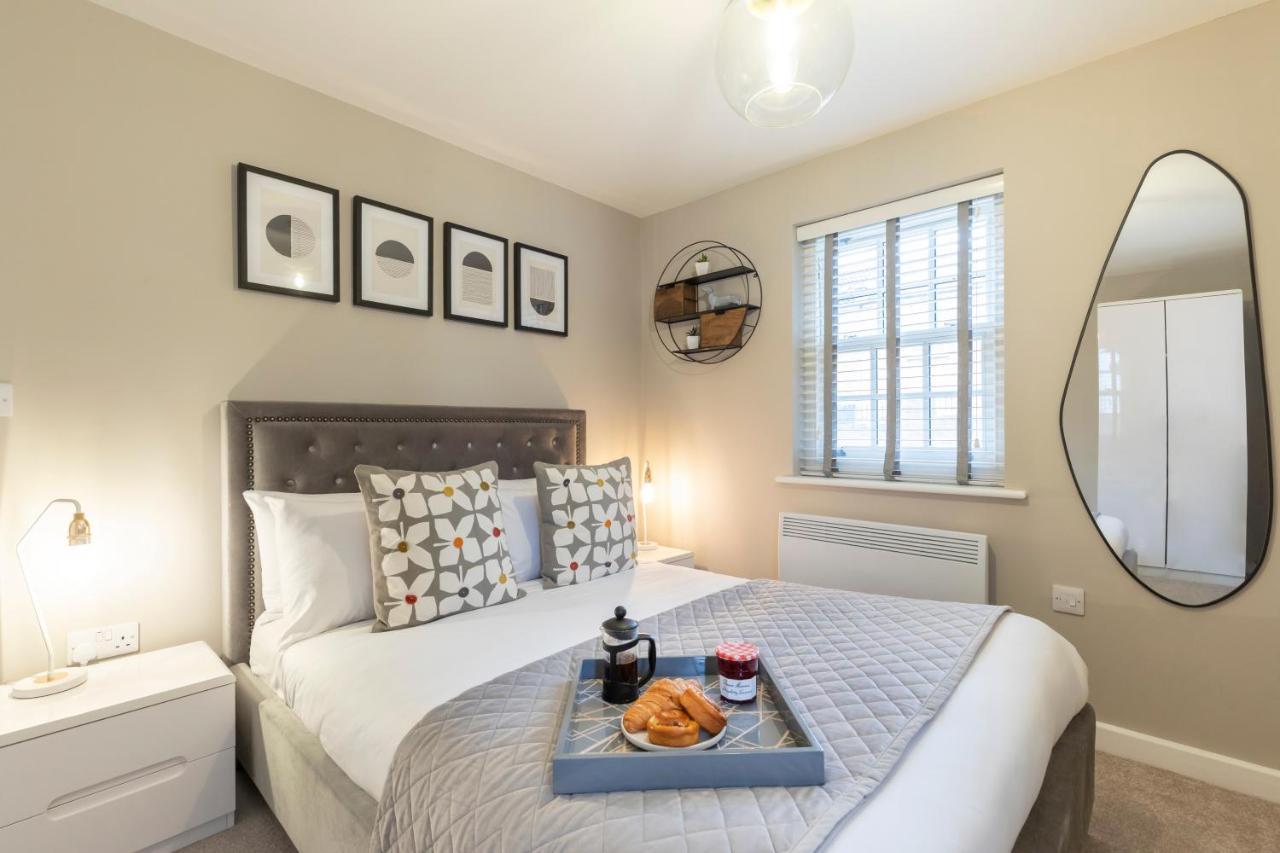 Elliot Oliver - 2 Bedroom Garden Apartment With Parking Челтенхам Экстерьер фото